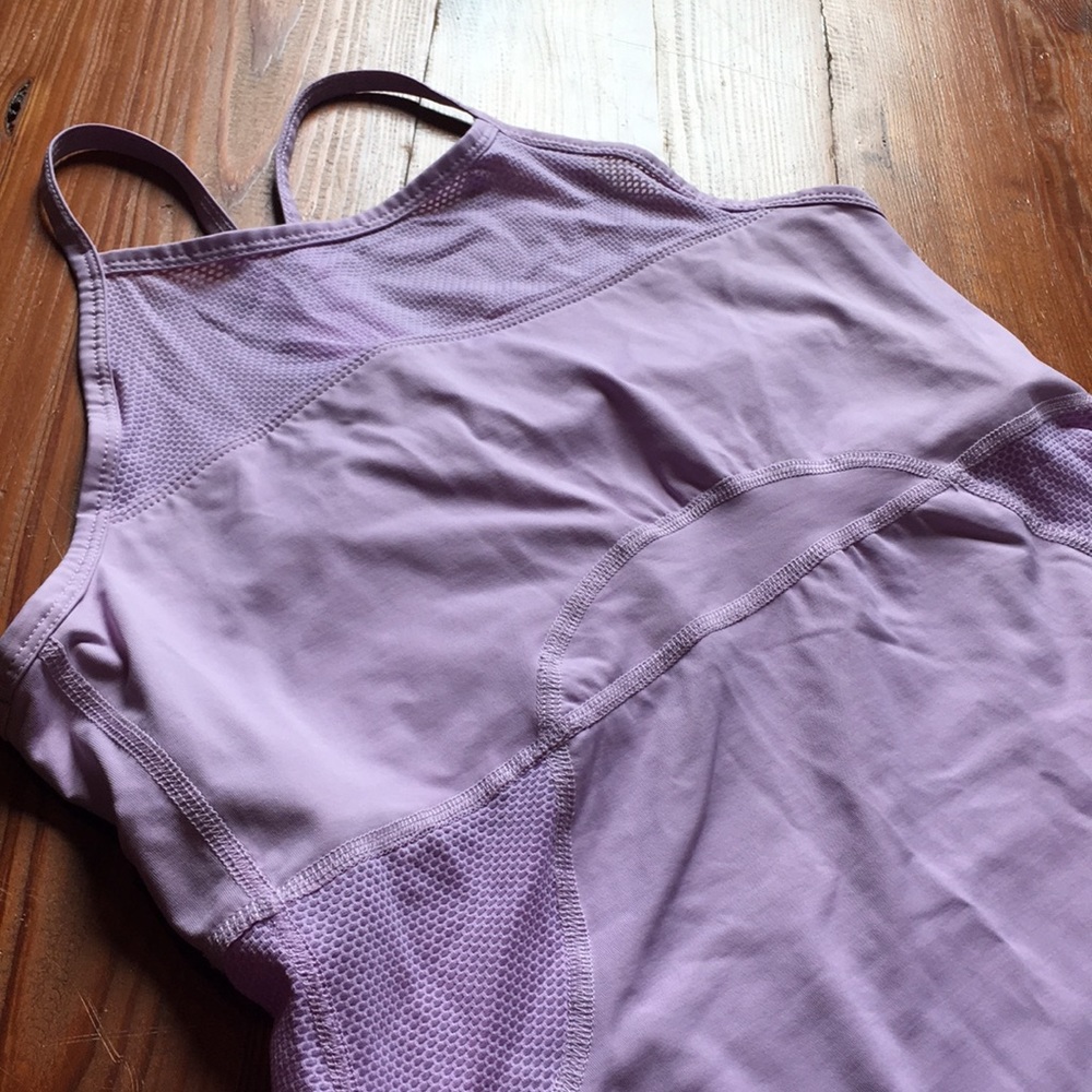 Lavender workout tank by Lija EUC! - Picture 3 of 8